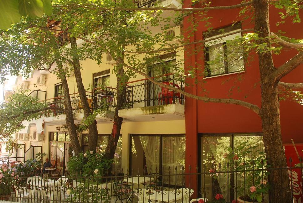 Orpheus Hotel ثيرما المظهر الخارجي الصورة